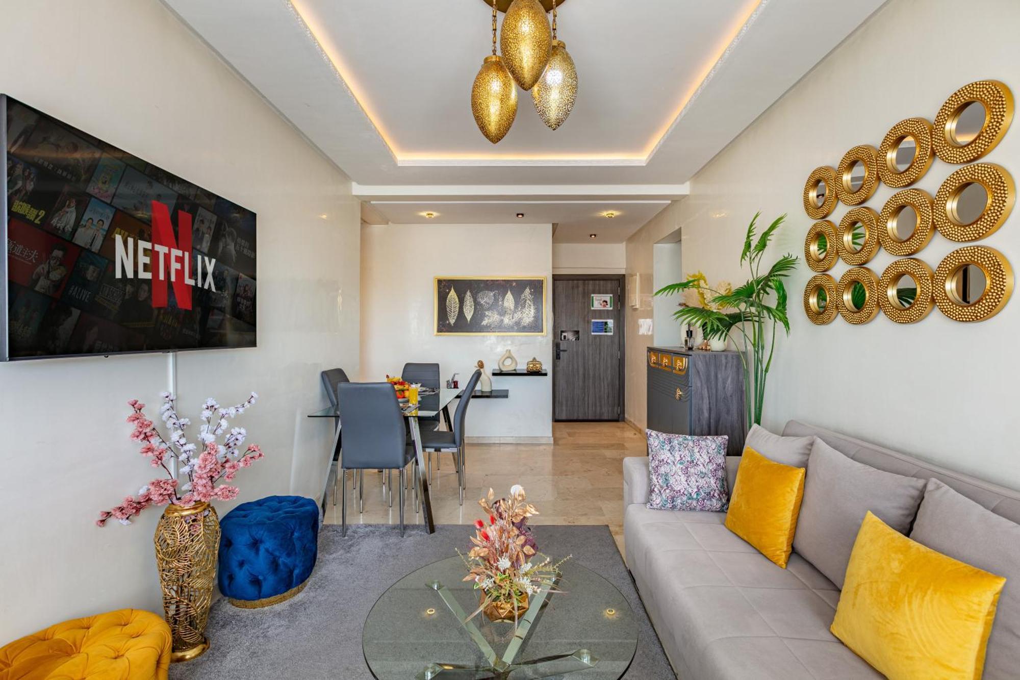 Cozy 2-Bedroom Apartment In Gueliz, Marrakech มาร์ราเกช ภายนอก รูปภาพ